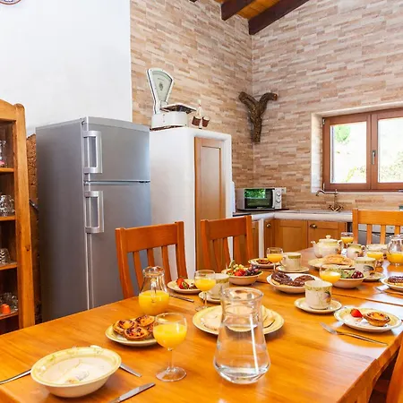 Countryside Retreat House