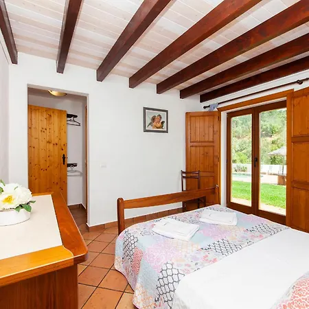 Countryside Retreat House